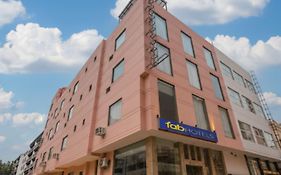 Fabhotel Aries - Nr Igi Airport New Delhi